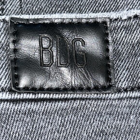 Woman’s BDG Kick Flare High Rise Cropped Jeans Size 26 - Picture 10 of 16